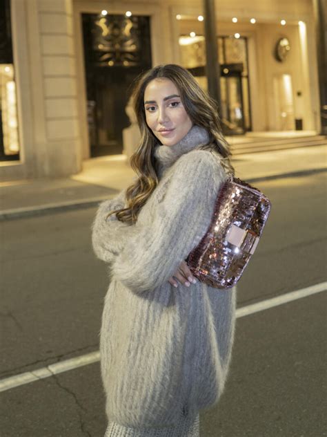 fendi baguette sweater|street style fendi baguette.